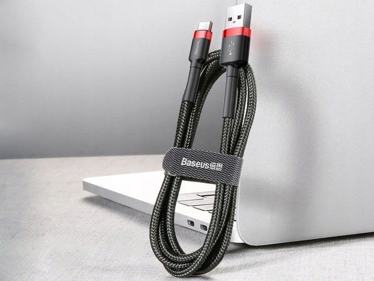 Kabel Baseus Cafule 3A USB-A für USB-C 1m, Schwarz-Rot