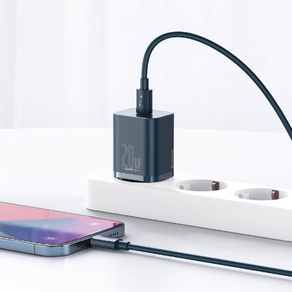 Wandladegerät Baseus Super Si USB-C 20W + kabel Lightning, Blau