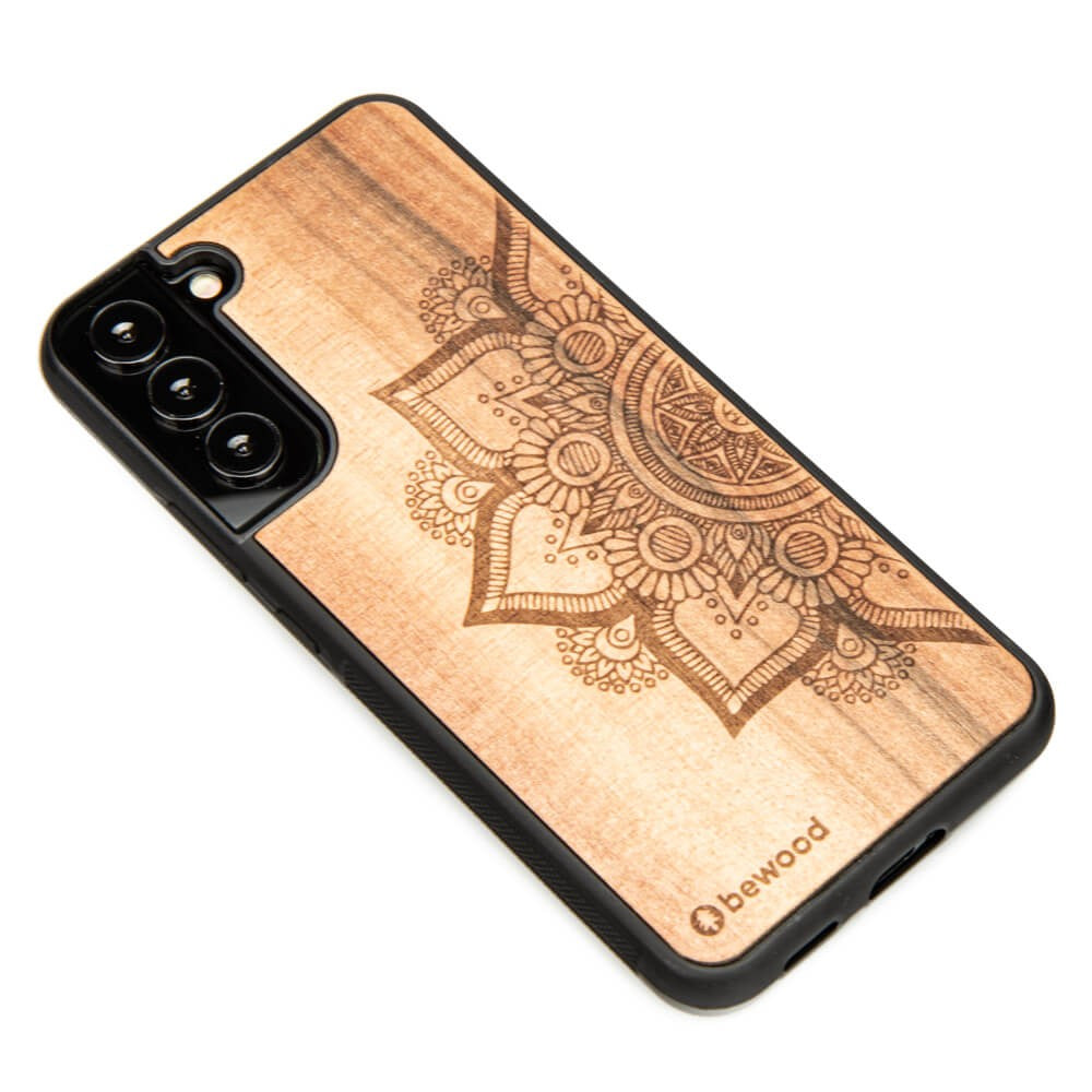 Holzhülle für Galaxy S22 Plus, Bewood Apfelbaum Mandala