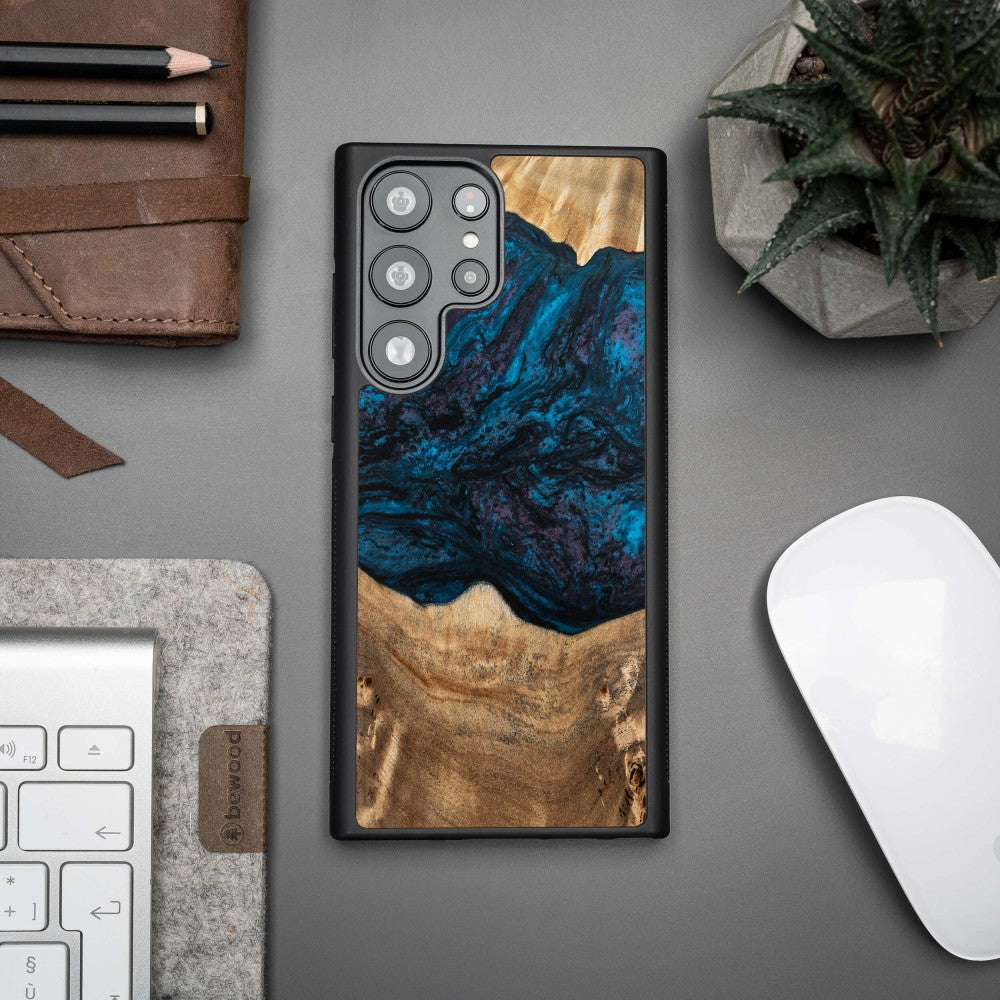Holzhülle für Galaxy S23 Ultra, Bewood Unique Planets Neptun