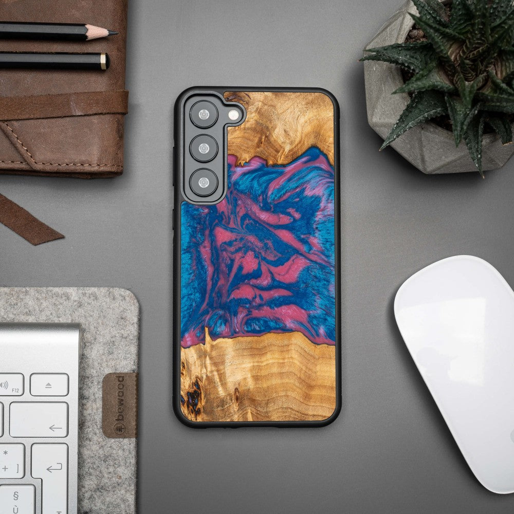 Holzhülle für Galaxy S23 Plus, Bewood Unique Neons Vegas