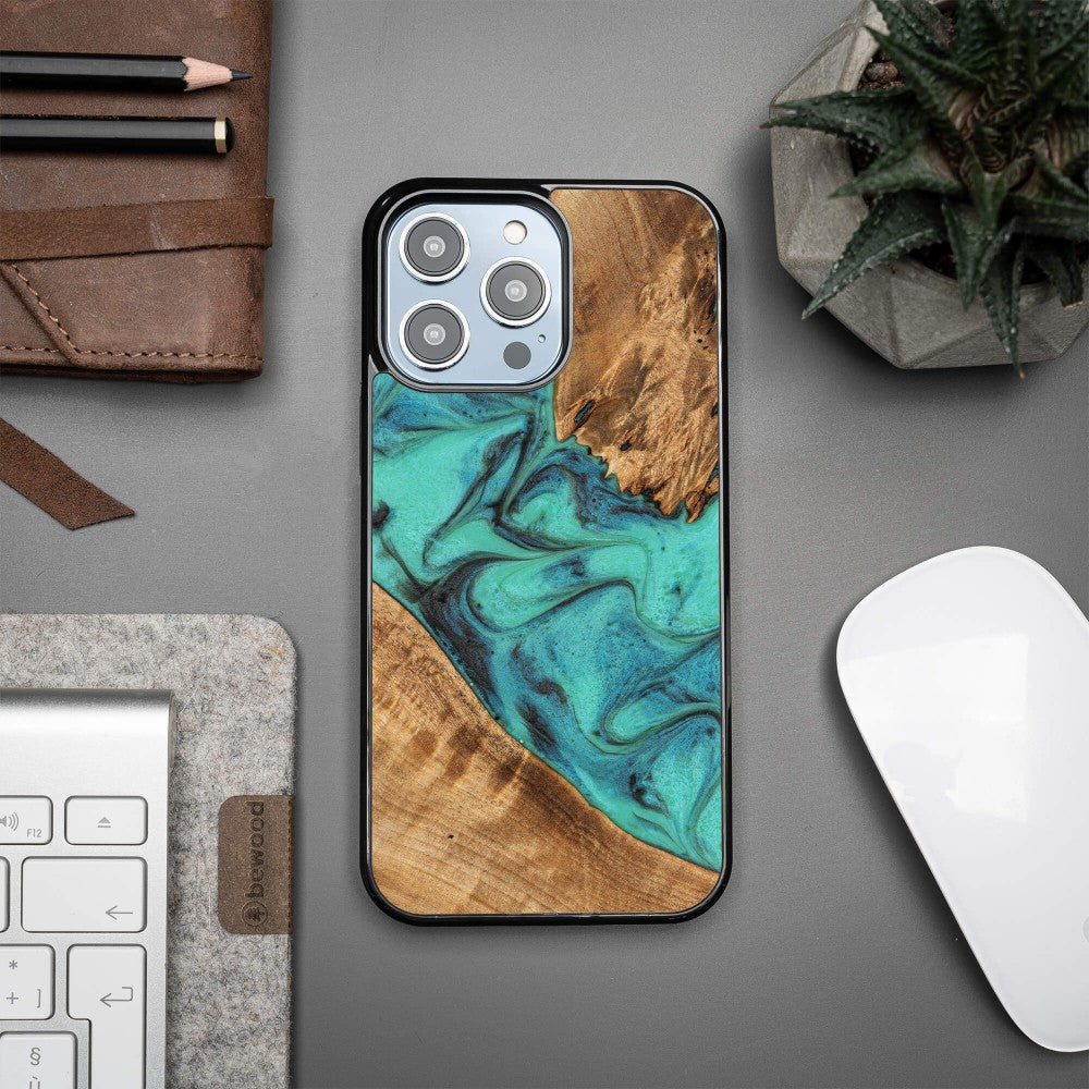 Holzhülle für iPhone 14 Pro Max, Bewood Unique Turquoise