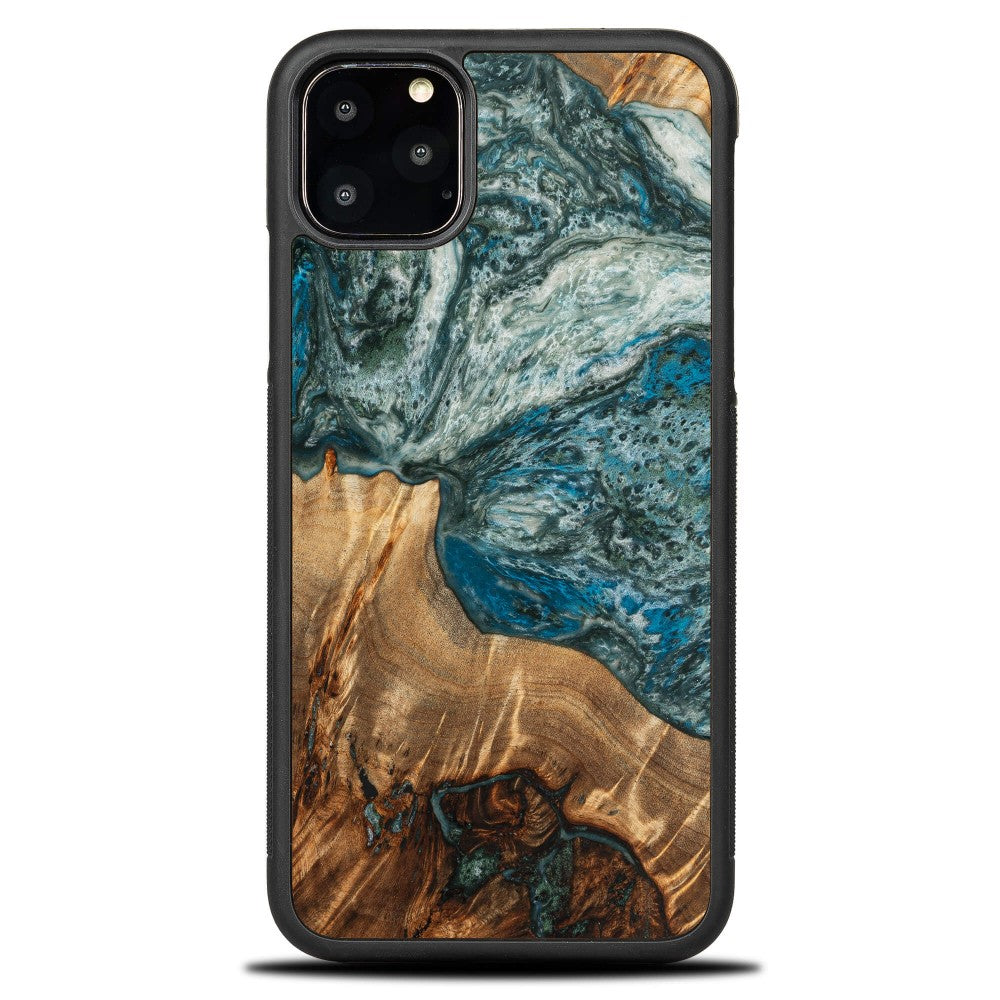 Holzhülle für iPhone 11 Pro Max, Bewood Unique Planets Erde