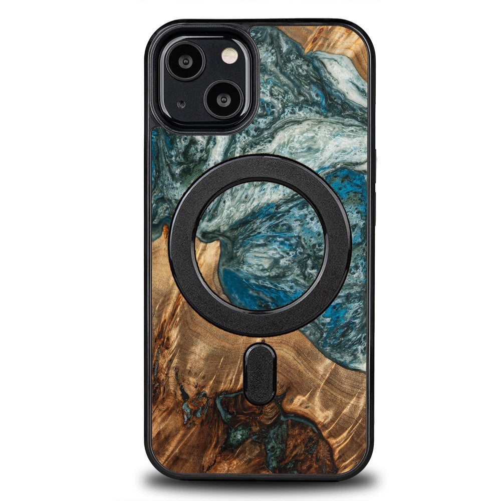 Holzhülle für iPhone 13, Bewood Unique Planets Erde für MagSafe