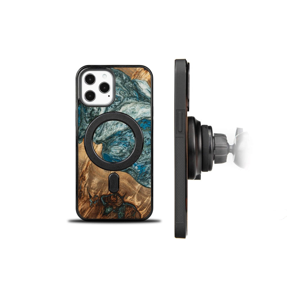 Holzhülle für iPhone 12 Pro Max, Bewood Unique Planets Erde für MagSafe