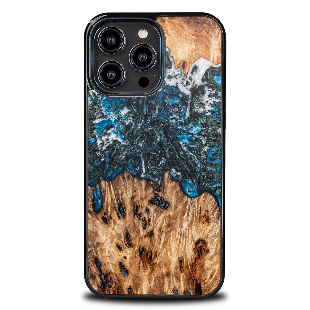 Holzhülle für iPhone 14 Pro Max, Bewood Unique Planets Erde
