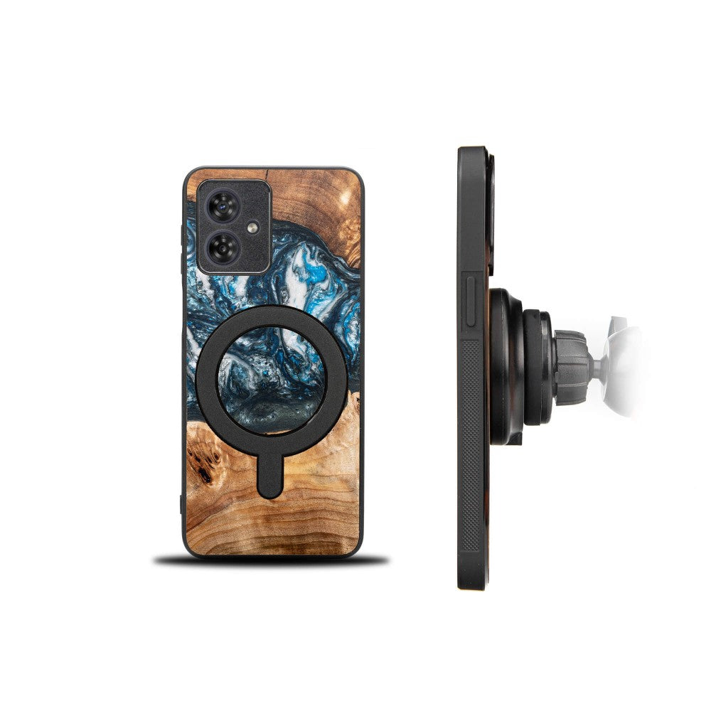Holzhülle für Motorola Moto G54 5G, Bewood Unique Planets Erde für MagSafe