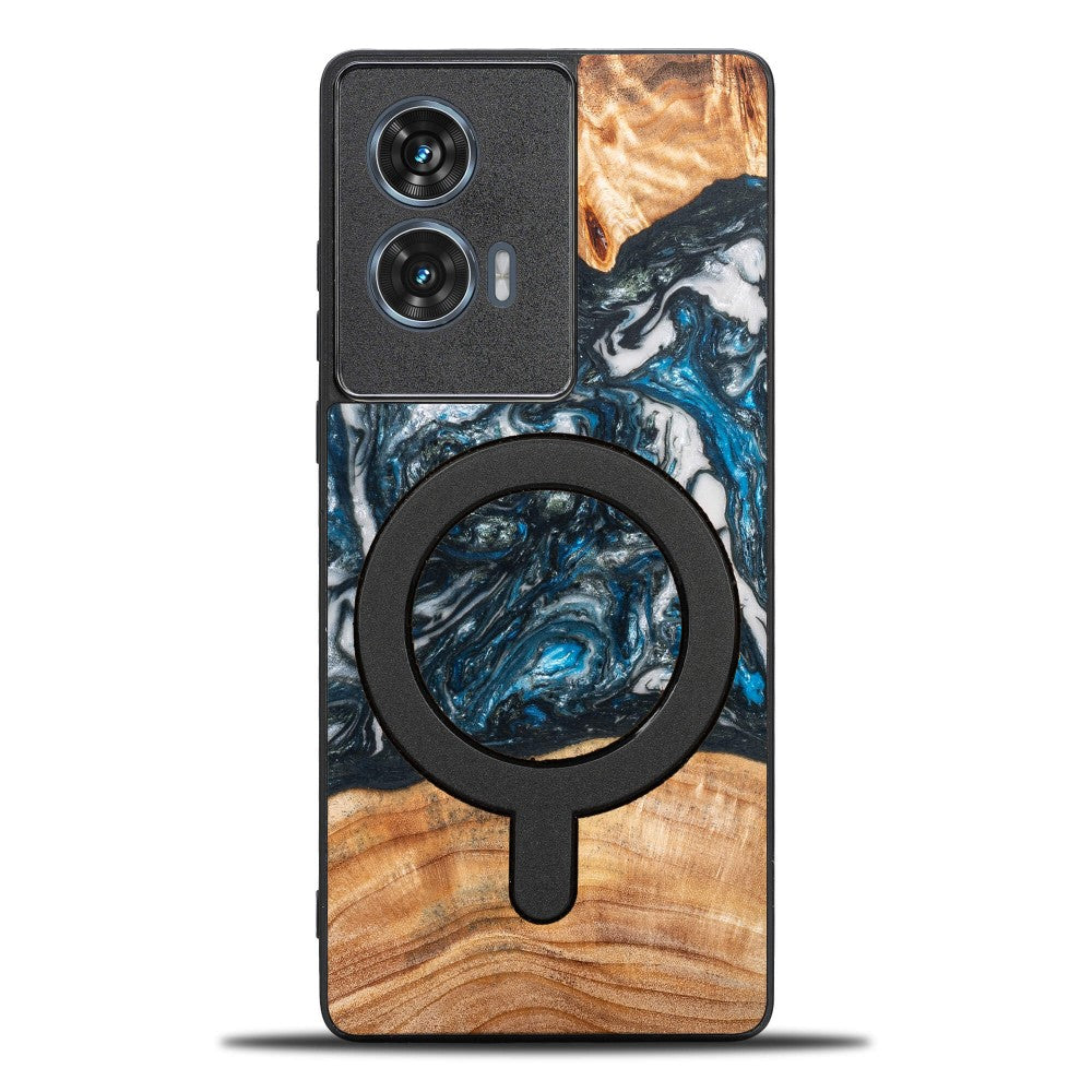 Holzhülle für Motorola Edge 50 Fusion, Bewood Unique Planets Erde für MagSafe