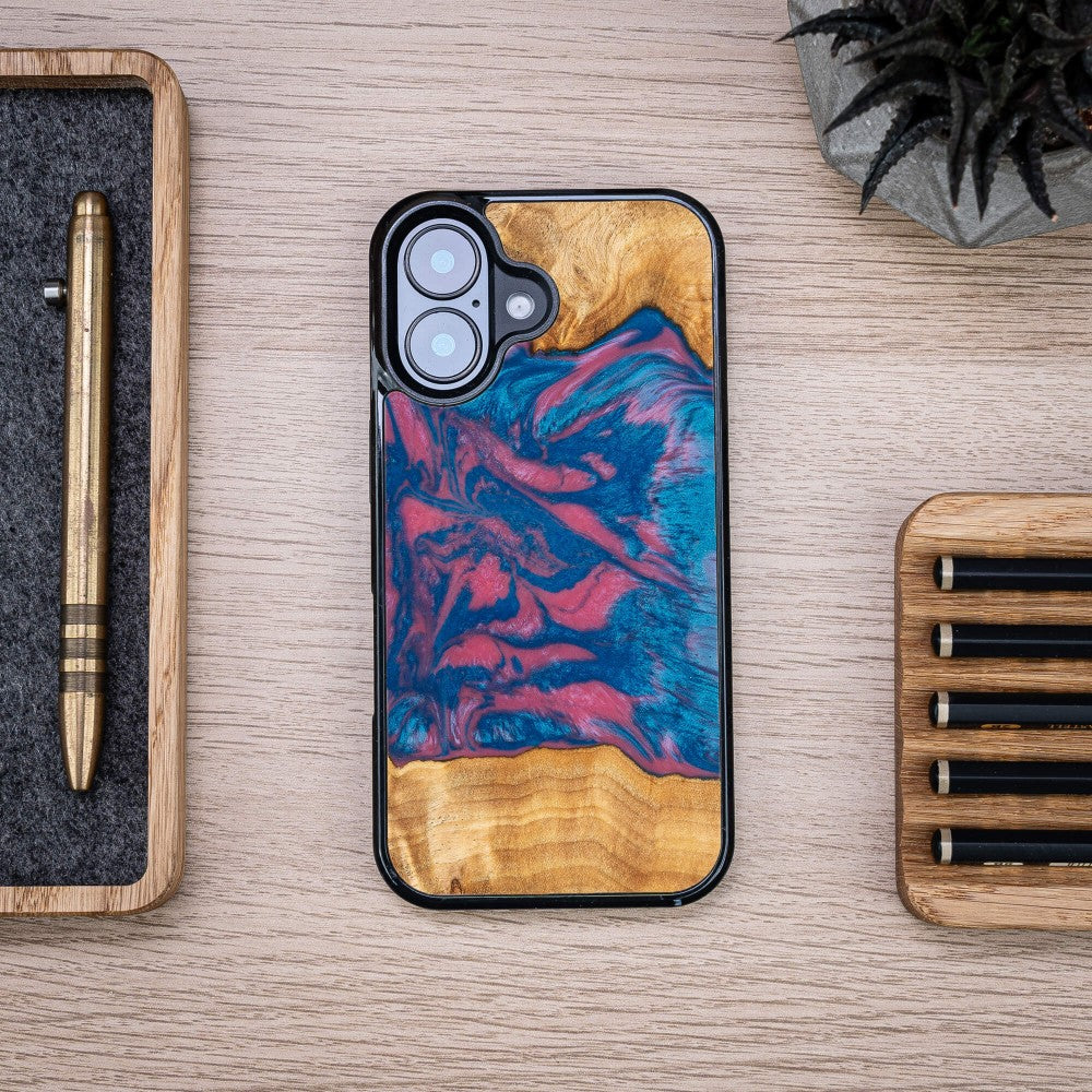 Holzhülle für iPhone 16, Bewood Unique Neons Vegas