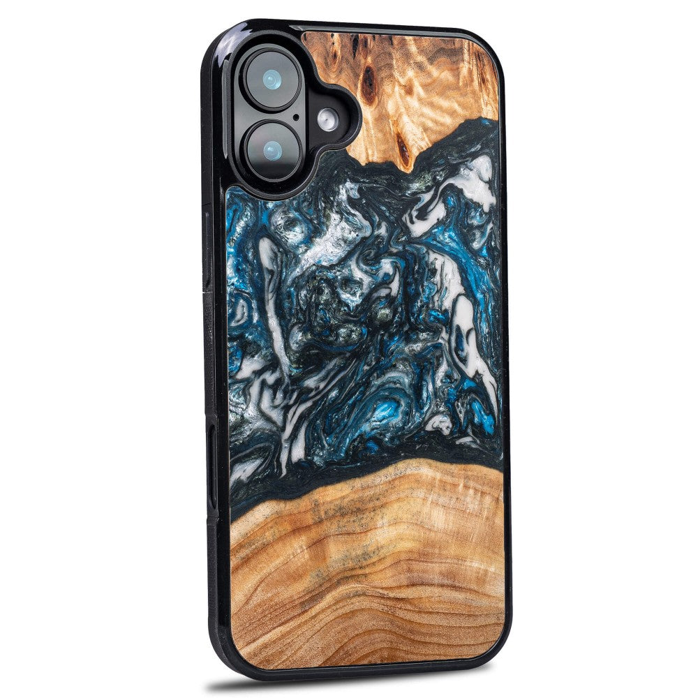 Holzhülle für iPhone 16 Plus, Bewood Unique Planets Erde