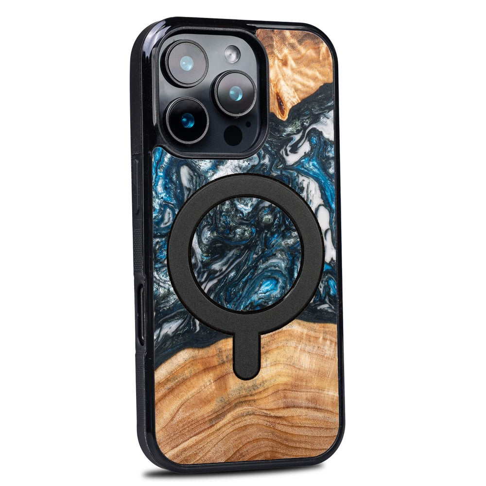 Holzhülle für iPhone 16 Pro, Bewood Unique Planets Erde für MagSafe
