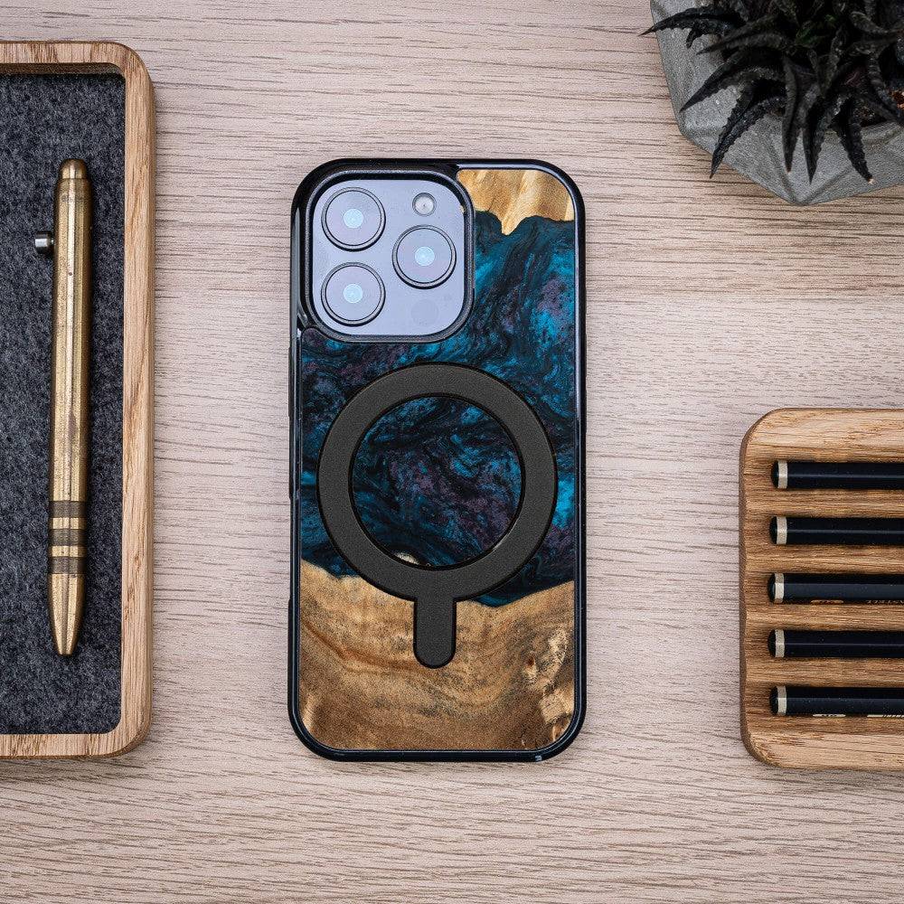 Holzhülle für iPhone 16 Pro, Bewood Unique Planets Neptun für MagSafe