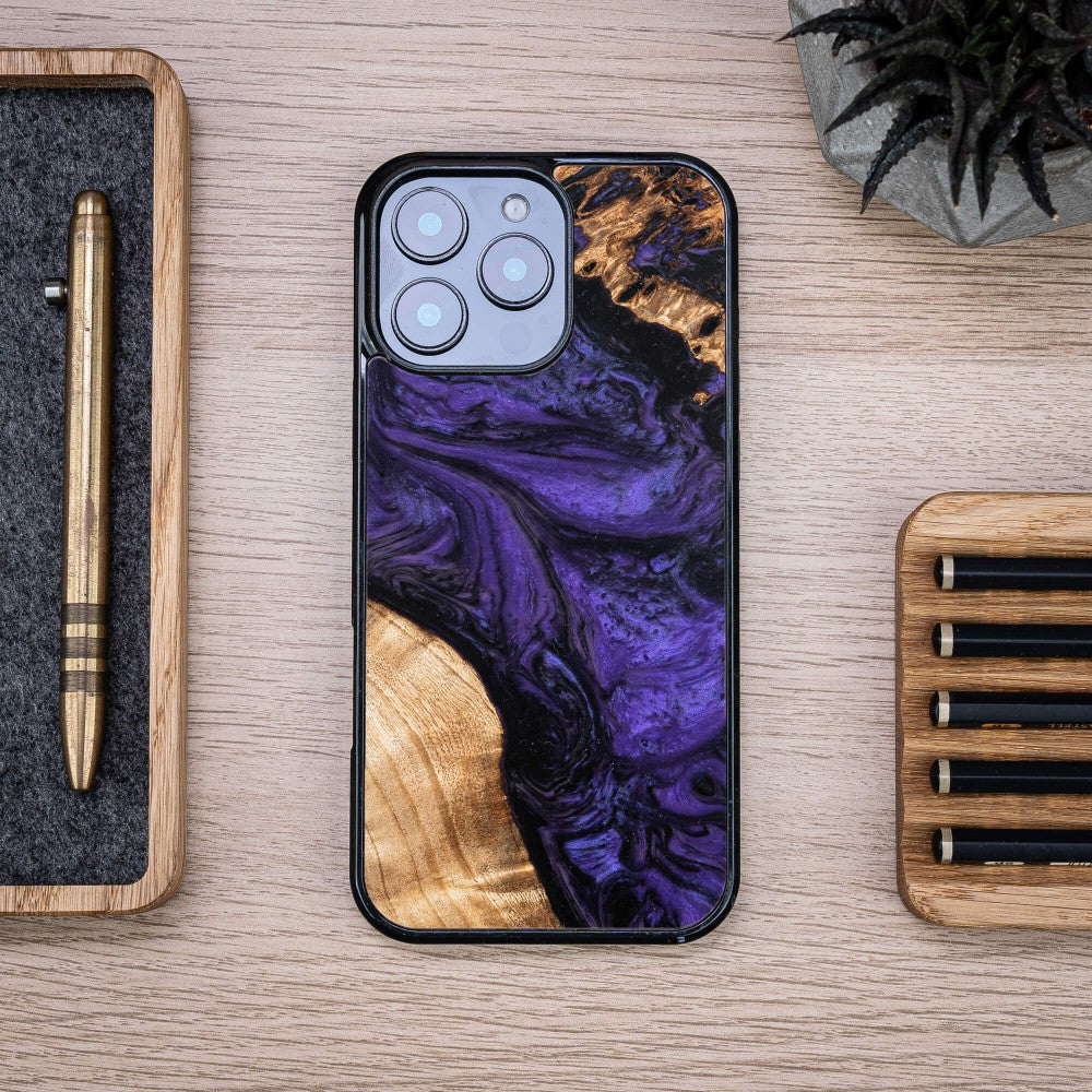 Holzhülle für iPhone 16 Pro Max, Bewood Unique Violet