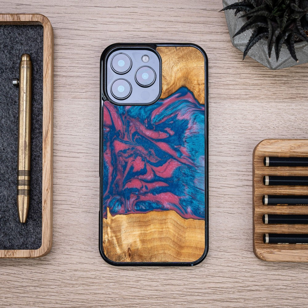 Holzhülle für iPhone 16 Pro Max, Bewood Unique Neons Vegas