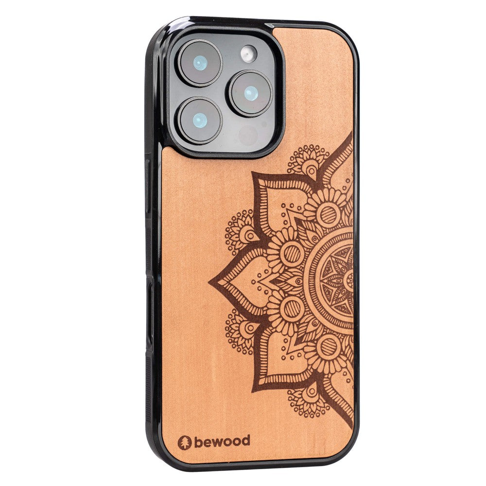 Holzhülle für iPhone 16 Pro, Bewood Apfelbaum Mandala