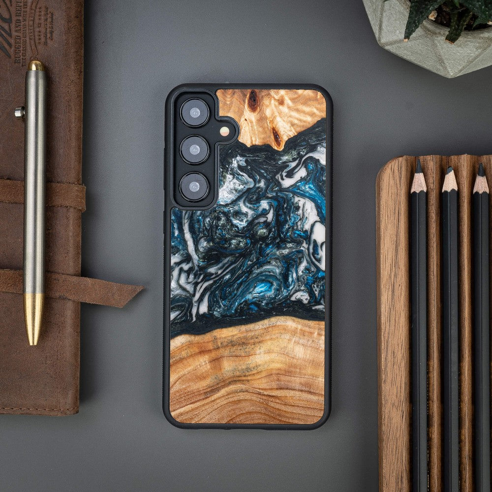 Holzhülle für Galaxy A35 5G, Bewood Unique Planets Erde