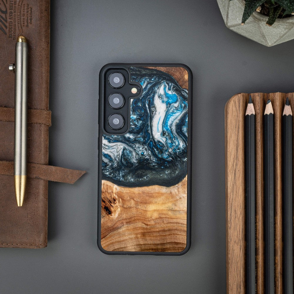 Holzhülle für Galaxy S25, Bewood Unique Planets Erde