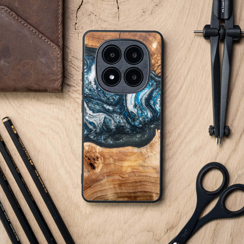 Holzhülle für Xiaomi Redmi Note 14 Pro 5G / Xiaomi Poco X7, Bewood Unique Planets Erde