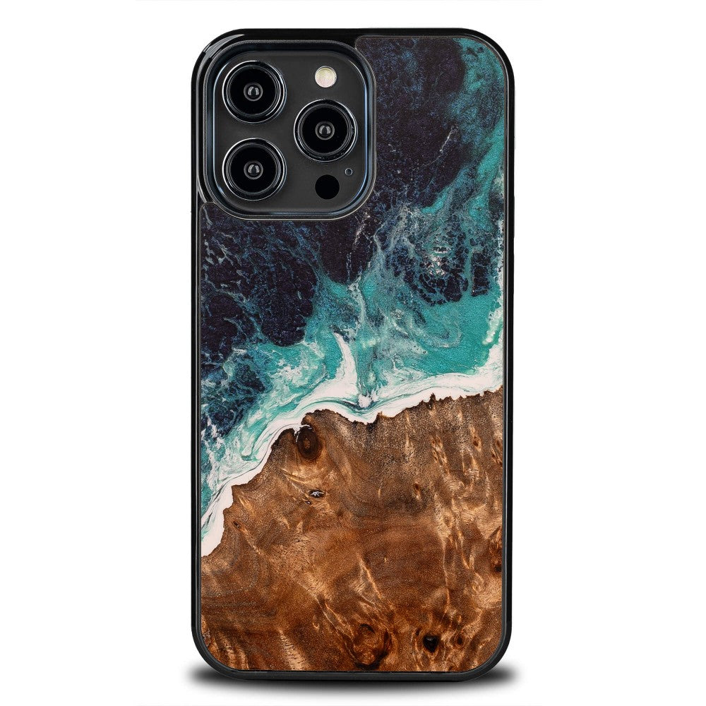 Holzhülle für iPhone 15 Pro, Bewood Unique Dream Island, Blau-Braun