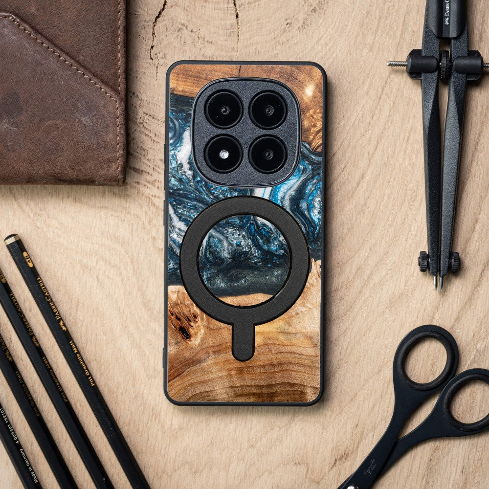 Holzhülle für Xiaomi Redmi Note 15 5G / Xiaomi POCO M8 5G, Bewood Unique Planets Erde für MagSafe
