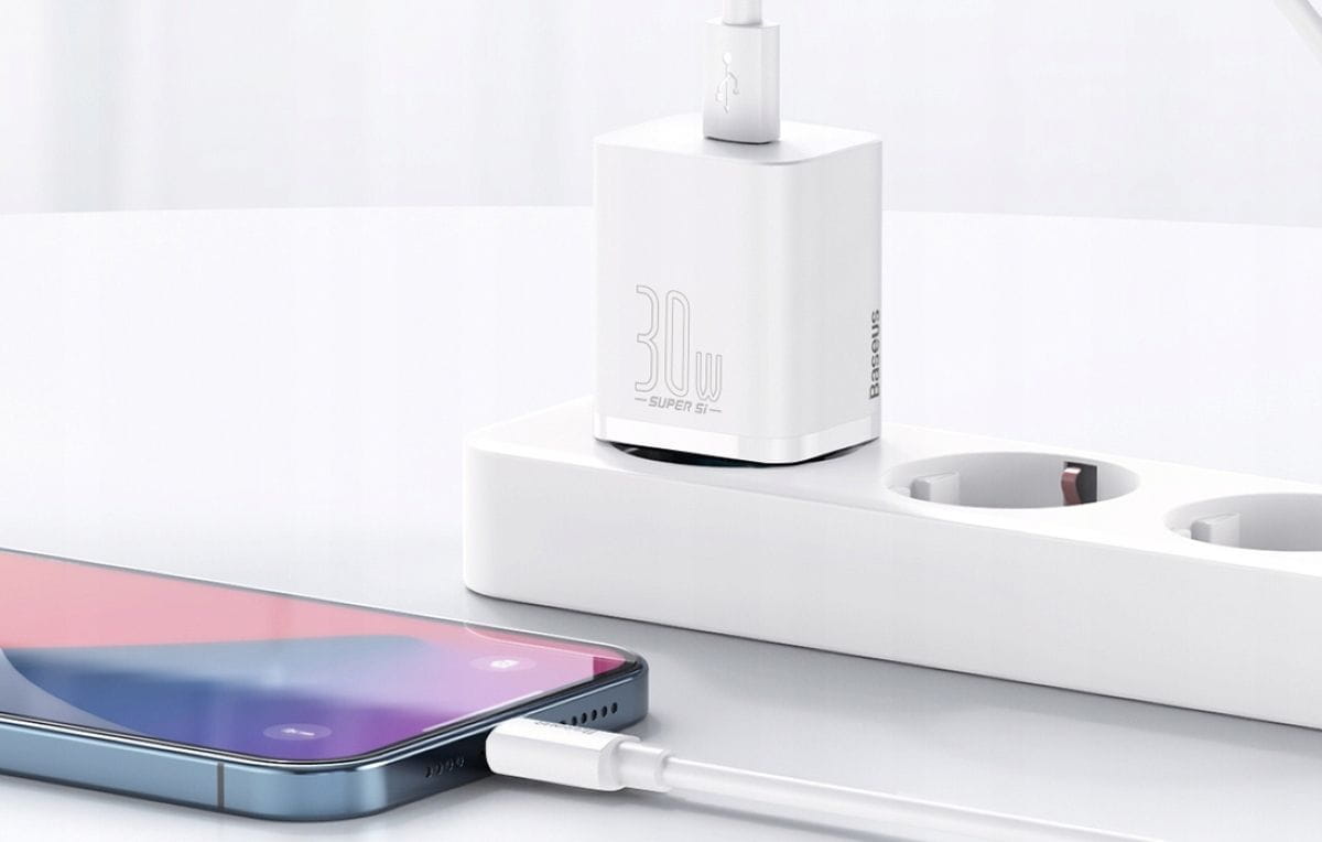Wandladegerät Baseus Super Si QC USB-C, 30W, Weiß