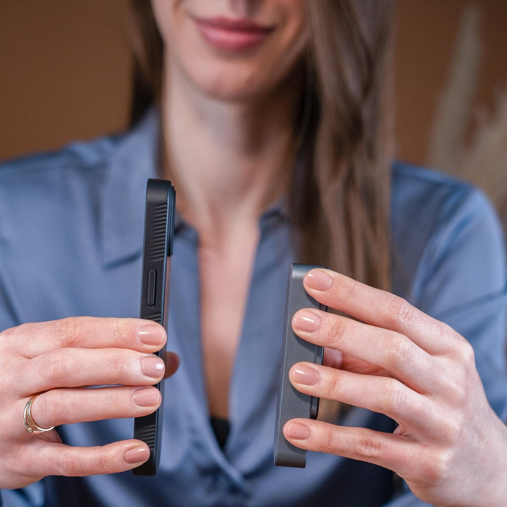 Handyhülle für iPhone 16, 3mk Smoke MagCase, Durchscheinend mit schwarzen Rahmen