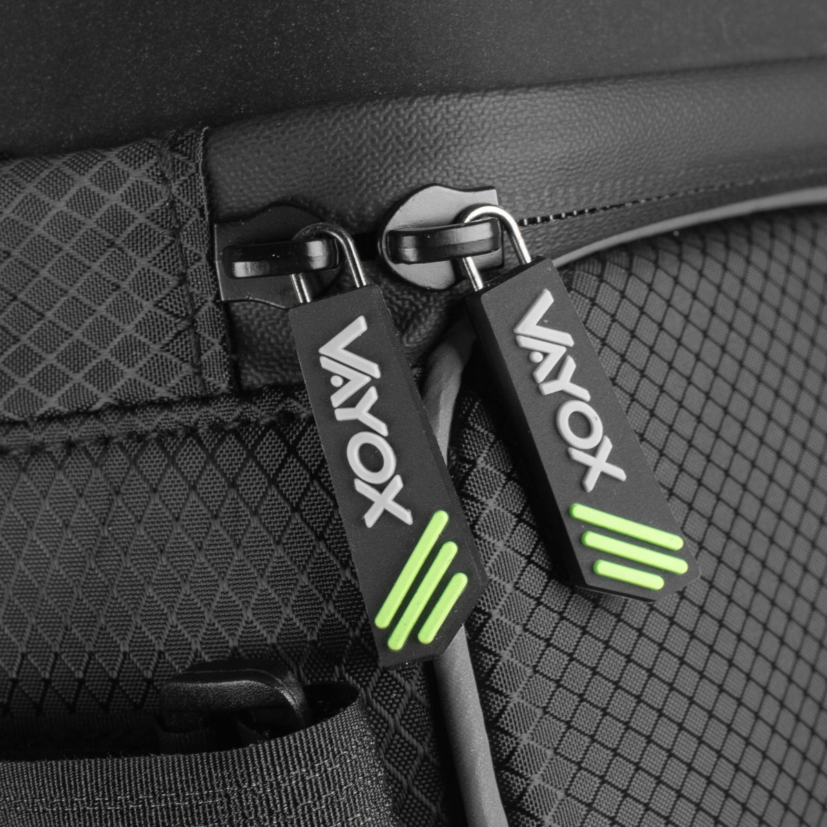 Fahrradtasche für den Rahmen mit Handyfach, Vayox VA0450 1.2L, Schwarz
