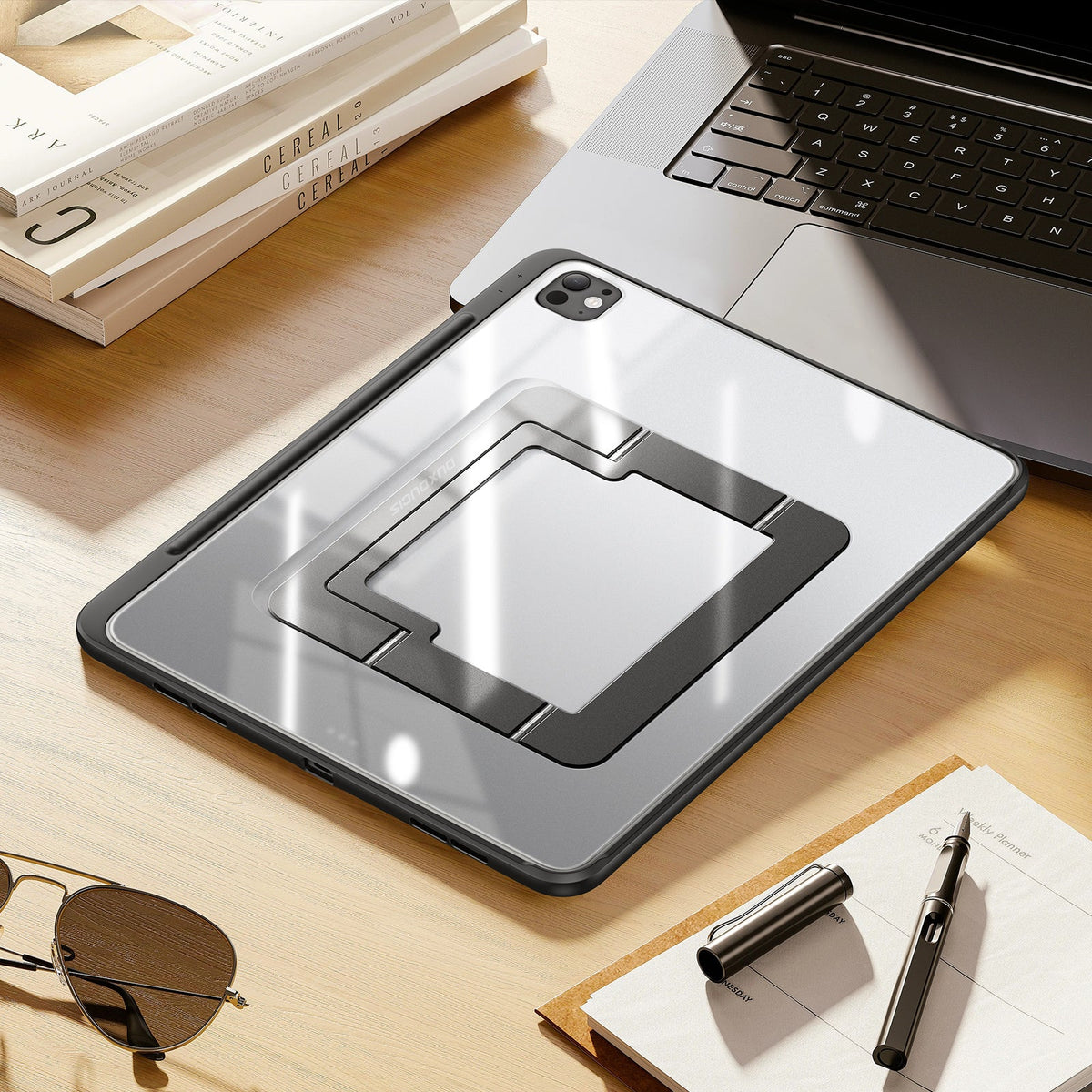 Schutzhülle mit Ständer für iPad Pro 11 M5 2025 / Pro 11" M4 2024, Dux Ducis Axis, Transparent-Schwarz