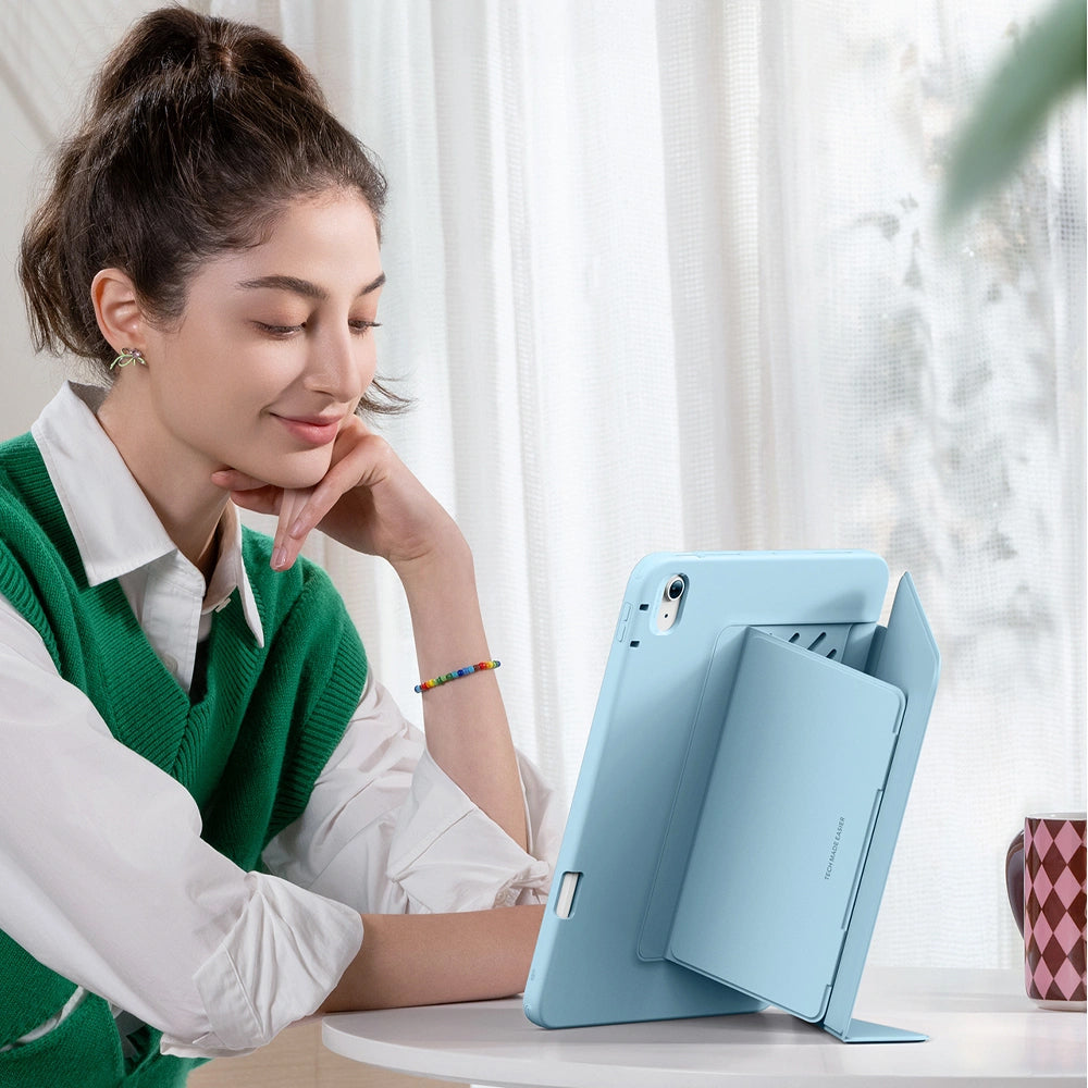 Schutzhülle für iPad Air 13" M4/M3/M2, ESR Flip Hybrid, Hellblau