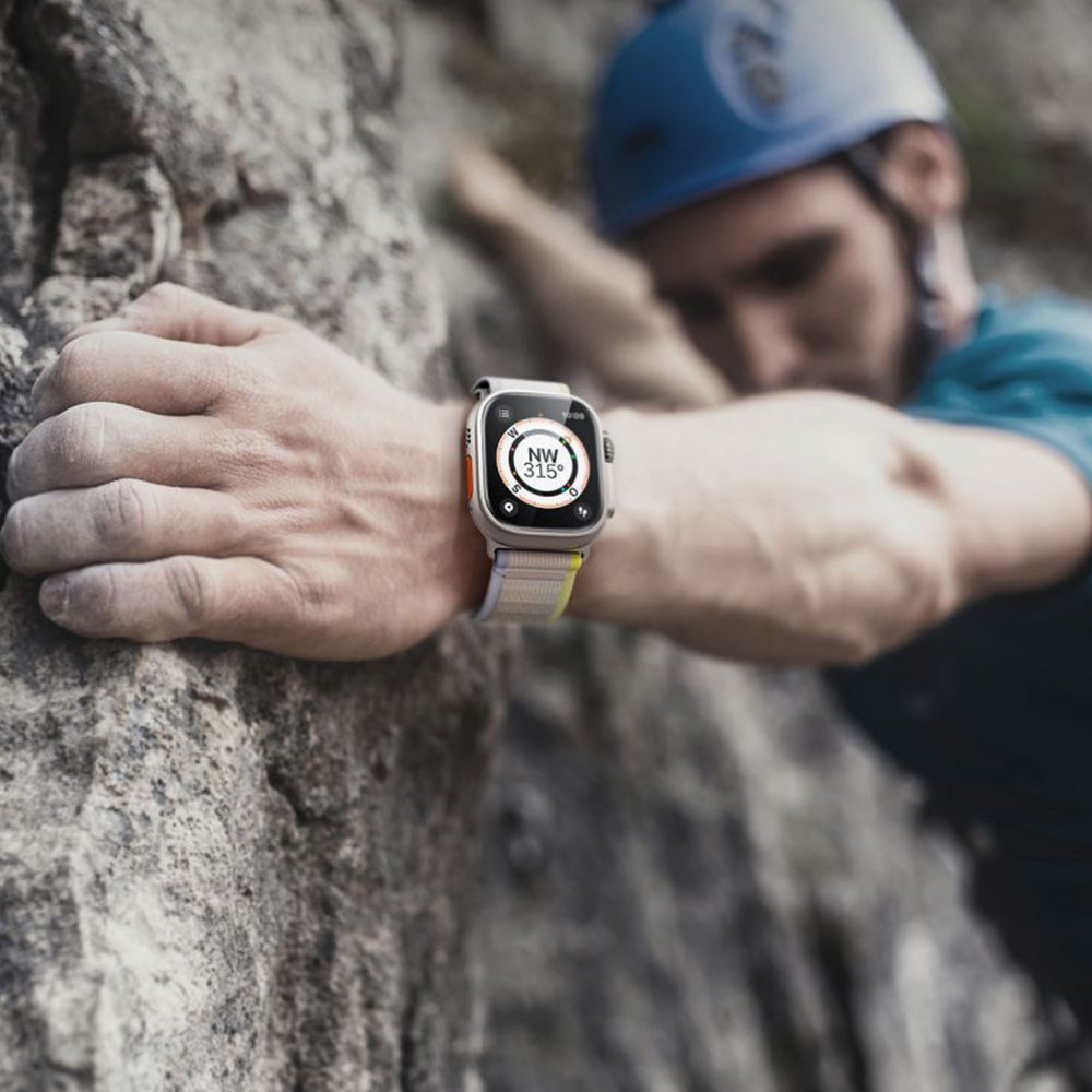 Gehärtetes Glas für Apple Watch Ultra 4/3/2/1 49 mm, ESR Screen Protector Armorite, 2 Stück, Titan