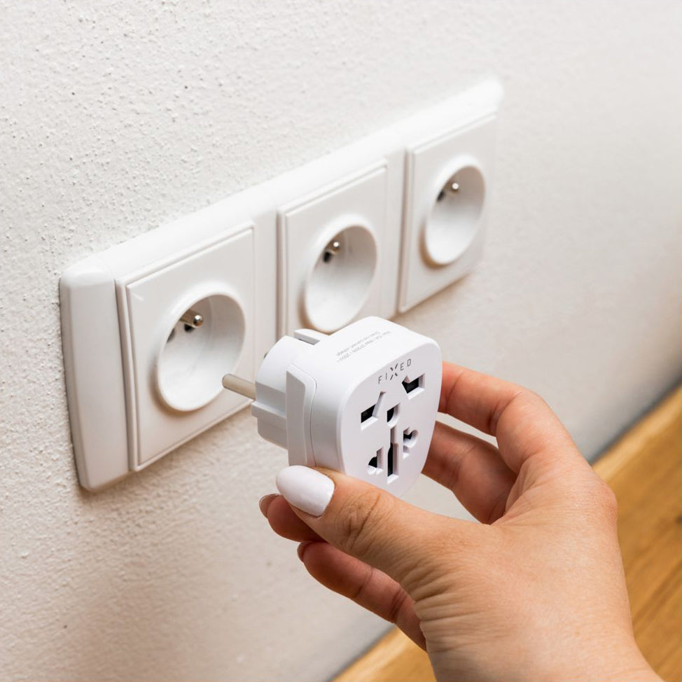 Reiseadapter Fixed EU von UK / USA / AUS auf Europa Schuko, Weiß