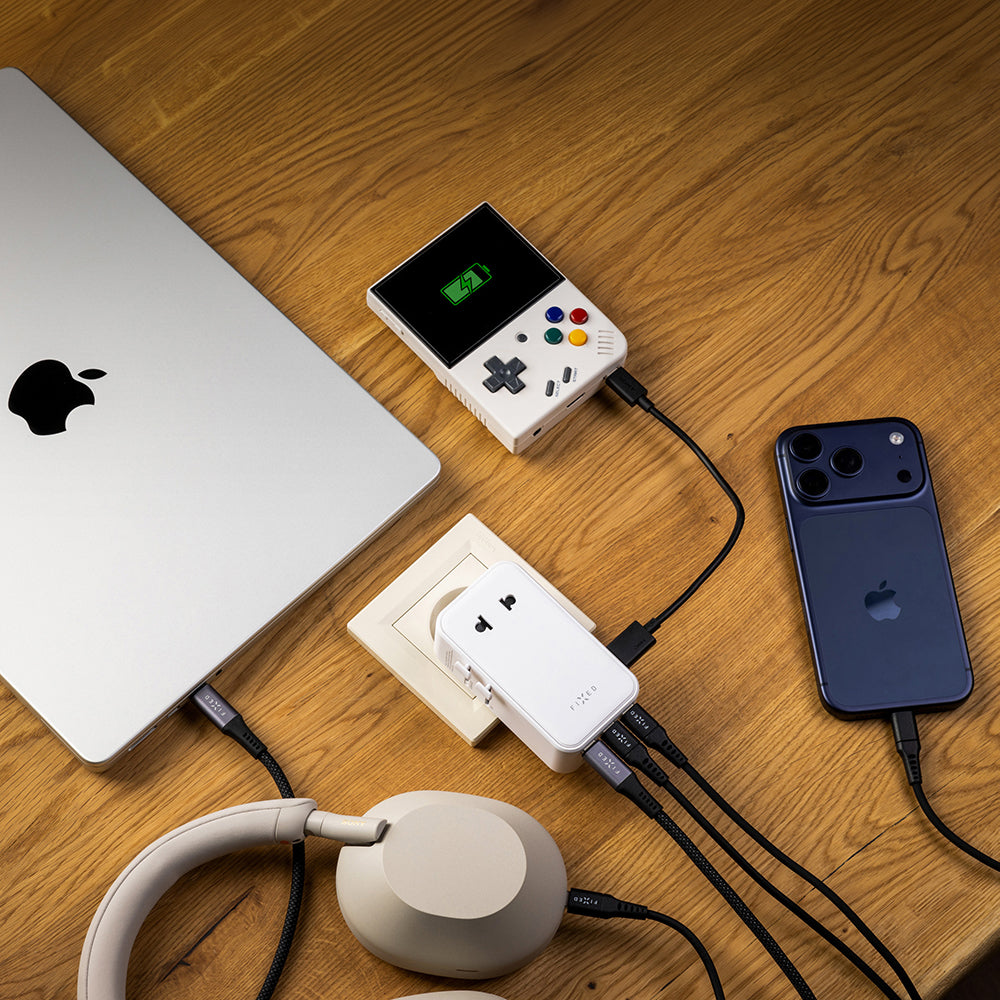 Netzladegerät mit GaN, USB-C und USB-A, 45W, Fixed Voyager Slim, EU / UK / USA / AUS, Weiß