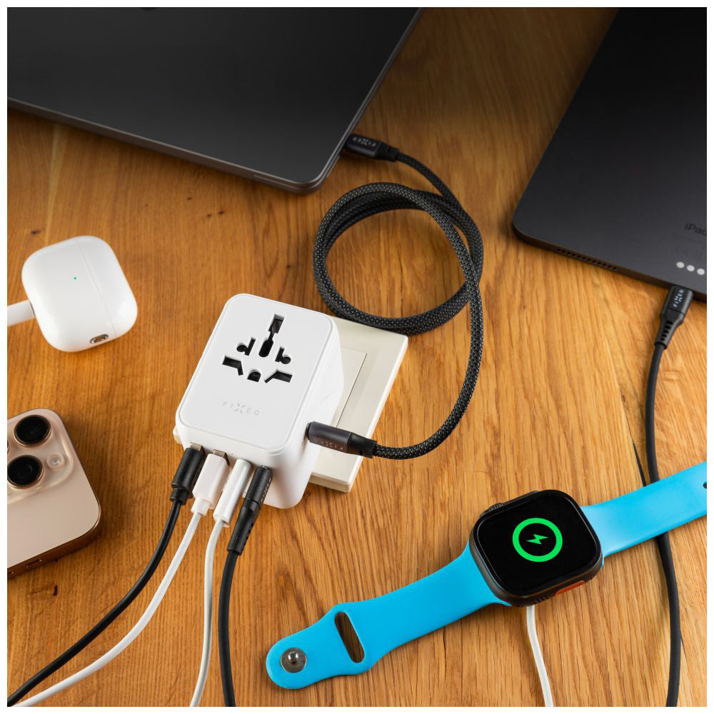 Reiseadapter / Steckeradapter Fixed Voyager 70 W für EU, UK, USA, AUS, 3x USB-C und 2x USB-A, GaN, PD 3.0, Weiß