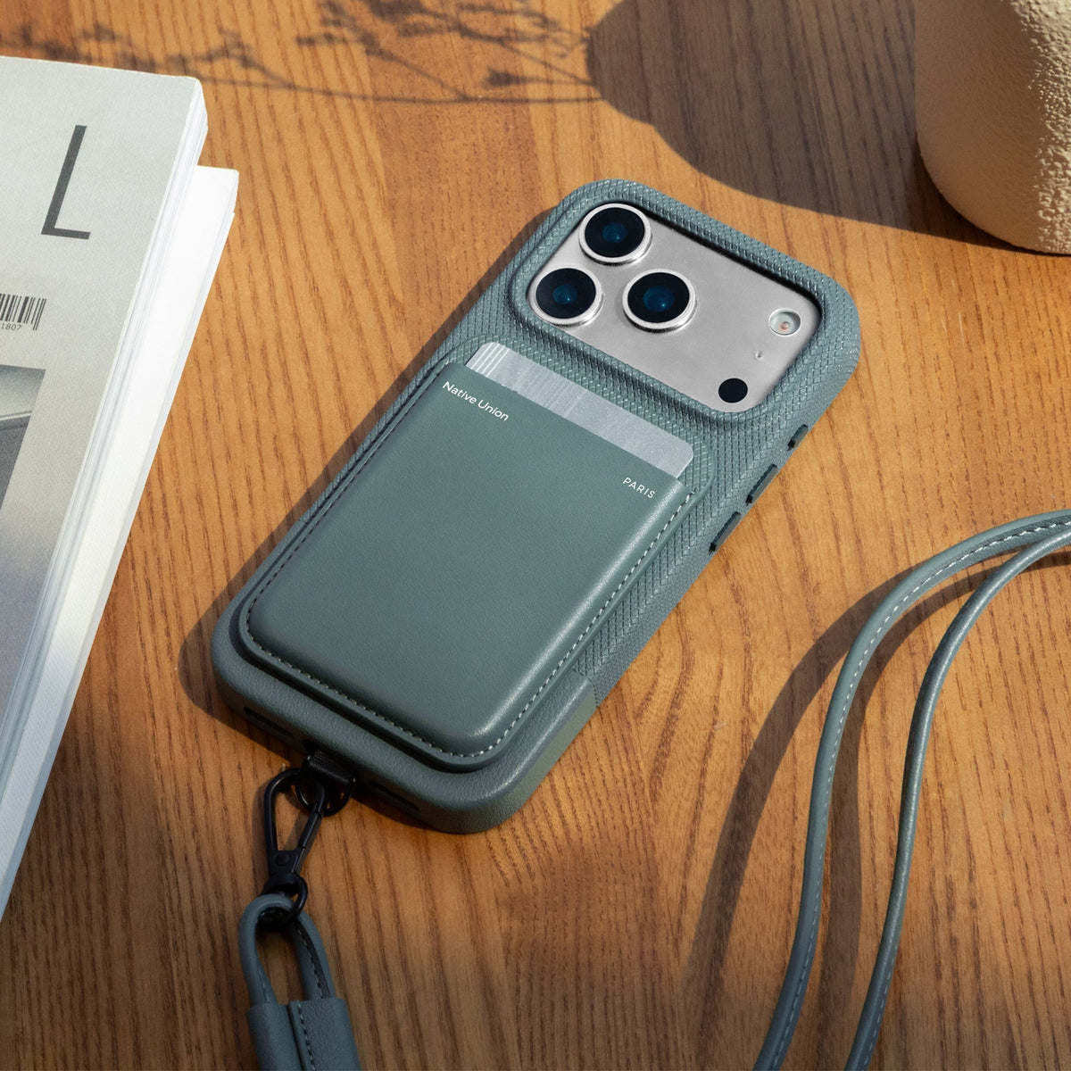 Handyhülle für iPhone 17 Pro Max, Native Union (RE)Classic mit MagSafe, Grün