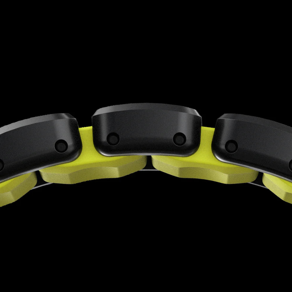 Armband für Apple Watch 49/46/45/44 mm, Nomad Stratos Band, Schwarz-Gelber Titan
