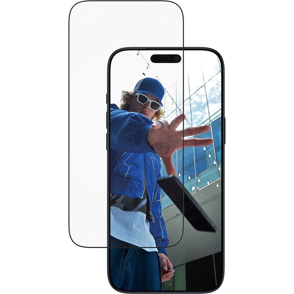 Gehärtetes Glas mit Applikator für iPhone 17 Pro Max, PanzerGlass Ultra-Wide Fit, Transparent mit schwarzen Rahmen