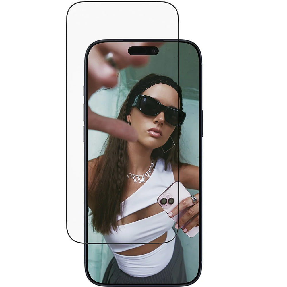 Gehärtetes Glas mit Applikator für iPhone 17 Pro Max, SAFE by PanzerGlass Ultra-Wide Fit Easy Aligner, Transparent mit Schwarzem Rahmen