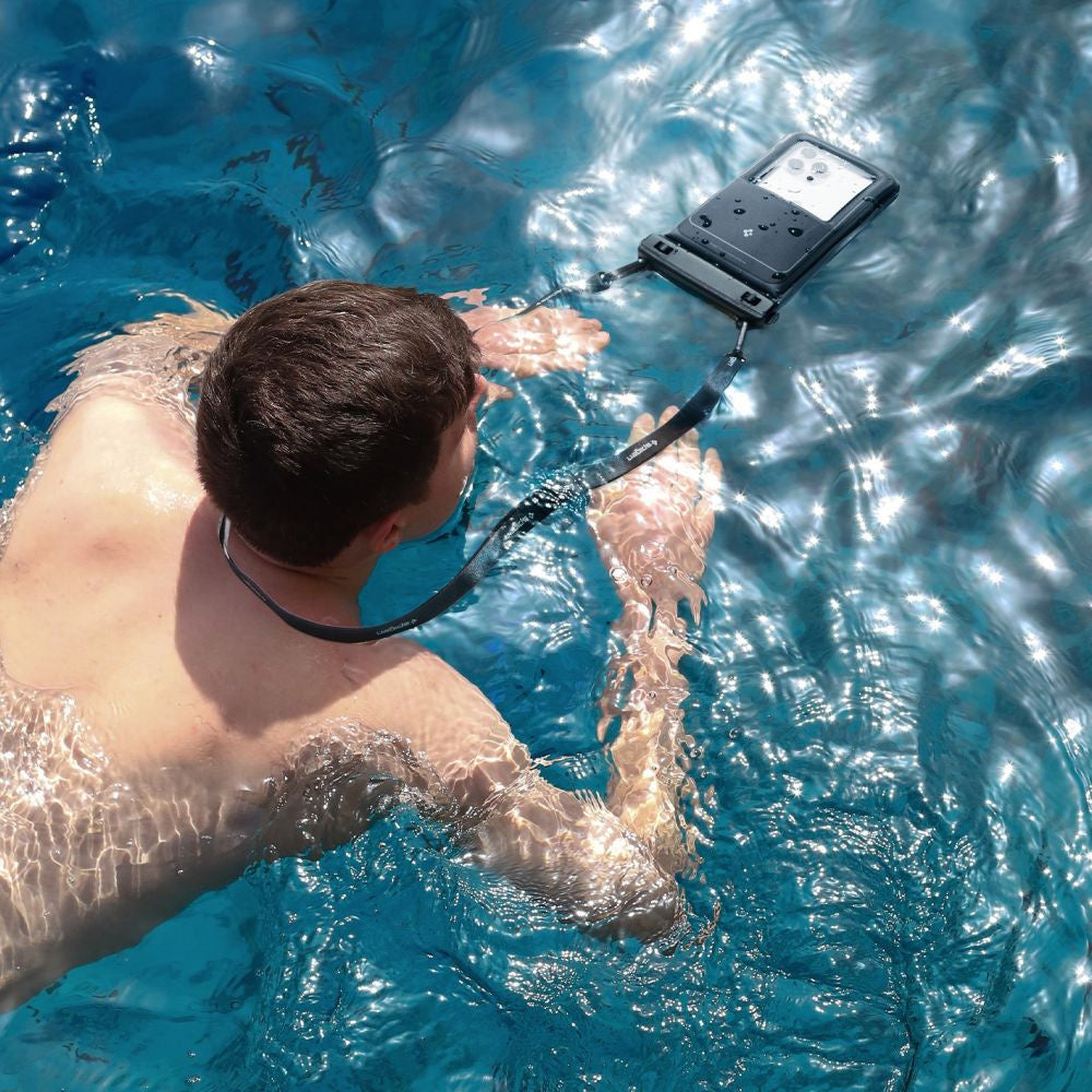 Wasserdichte Handyhülle Spigen A611P Waterproof Float Case 2-Pack, Schwarz