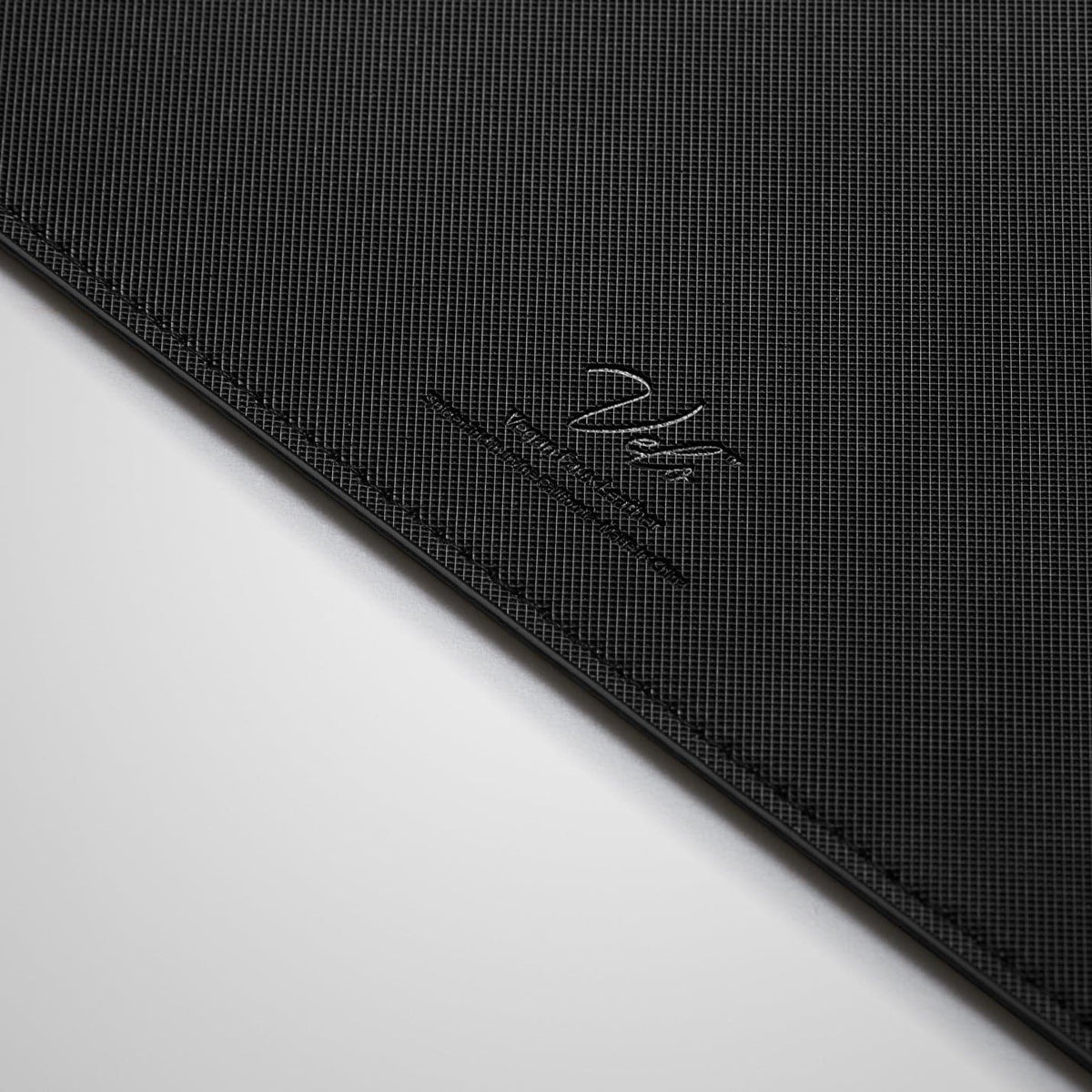 Öko-Leder-Schreibtisch/Mausunterlage, Spigen LD302, Braun