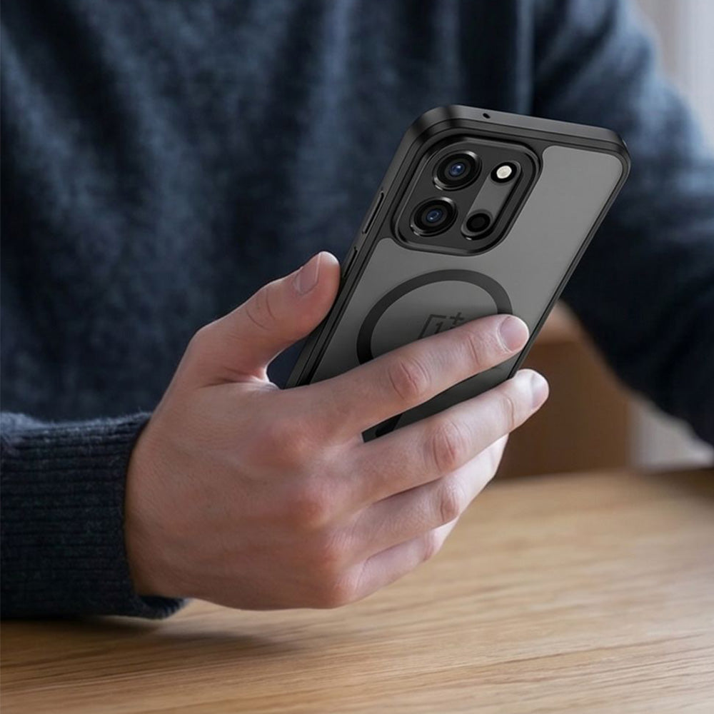 Handyhülle für OnePlus Nord 6, Tech-Protect MagMat MagSafe, Rauchfarben-Schwarz