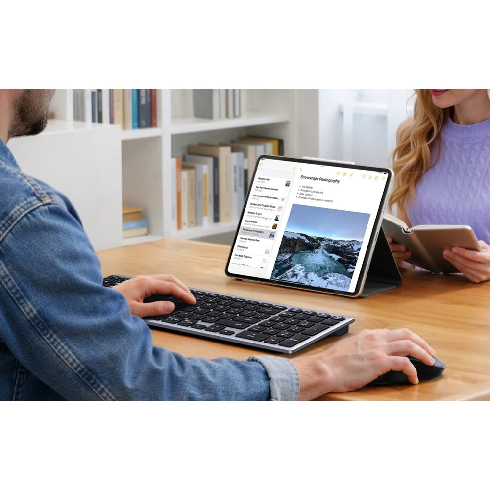 Kabelloses Tastatur- und Maus-Set UGREEN MK552, 4000 DPI, Bluetooth 5.4 Schwarz-Silber