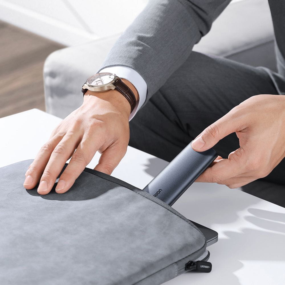 SSD-Gehäuse mit USB-C-Kabel 0,5 m, Ugreen CM400, M.2 B-Key SATA 3.0 5Gbps, Grau