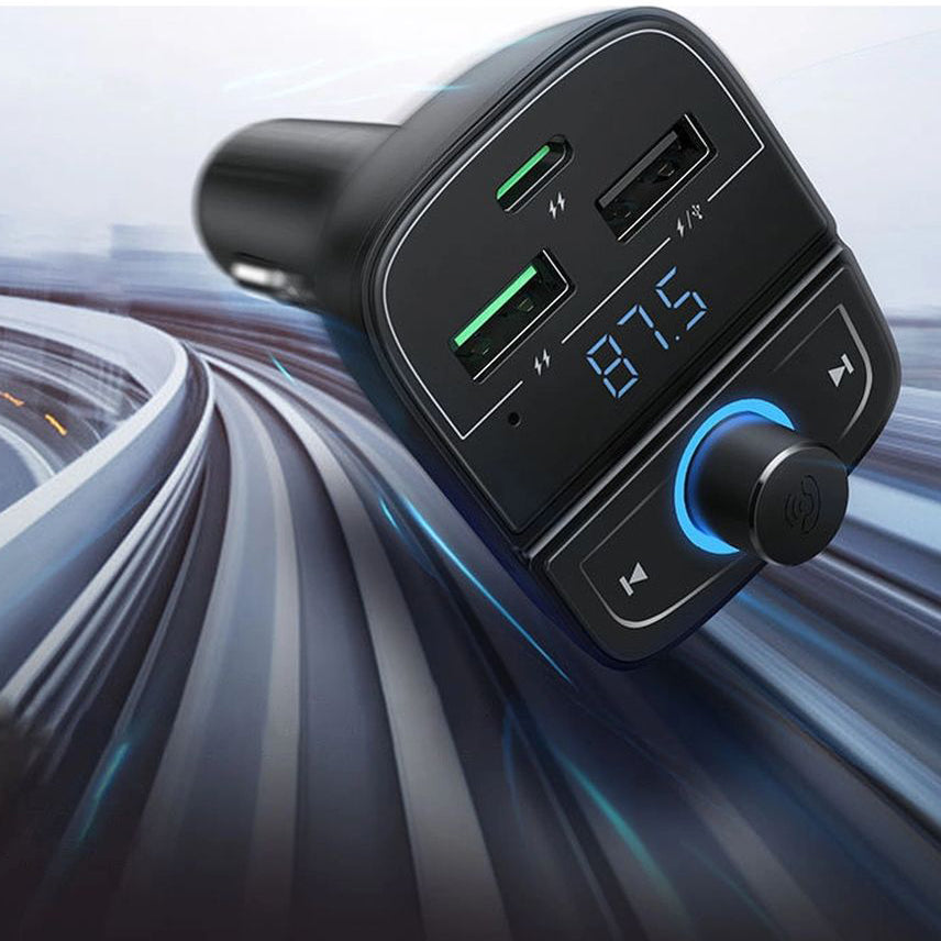FM-Transmitter / Autoladegerät Ugreen CD229 31,5 W, 2x USB-A / 1x USB-C, Schwarz