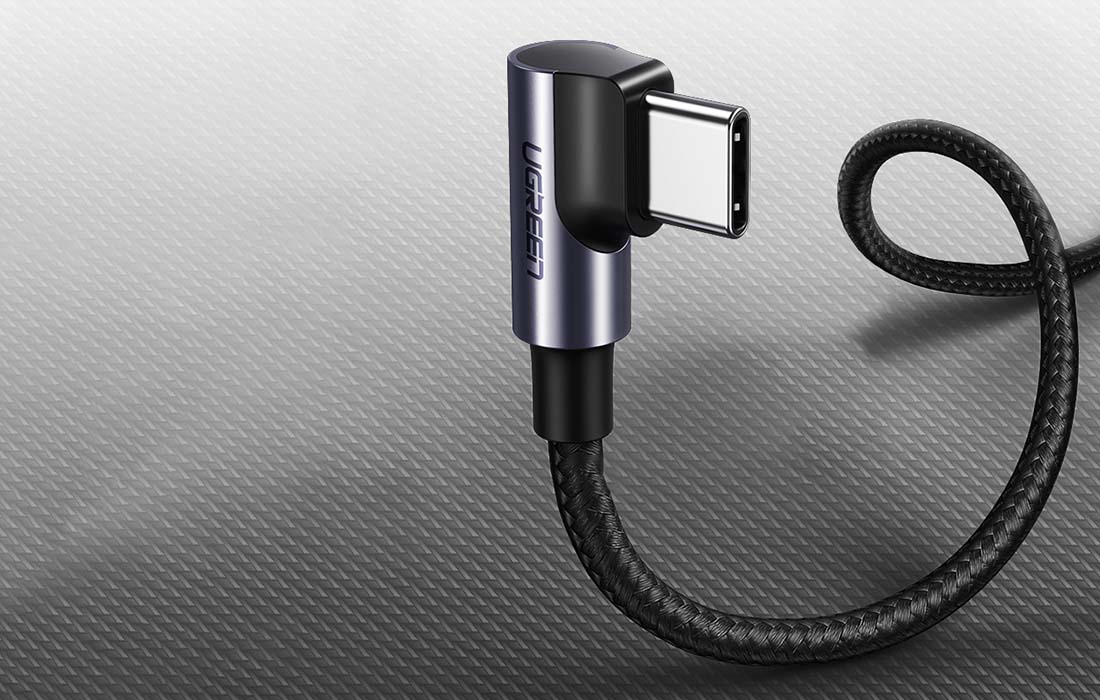 Ugreen Schräges USB-C / USB-C Kabel, 60 W, QC, PD, 0,5 m, Schwarz