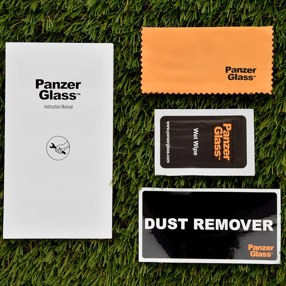 Antibakterielles Glas PanzerGlass Standard Fit für iPhone 12 / 12 Pro, Transparent