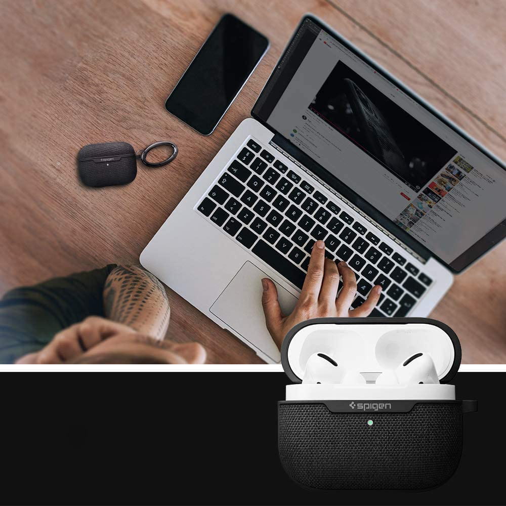 Schutzhülle Spigen Urban Fit für AirPods Pro schwarz