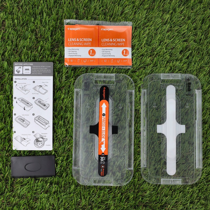 Glas für die Schutzhülle Spigen Glas.tR EZ Fit 2-Pack für iPhone 14 Pro Max