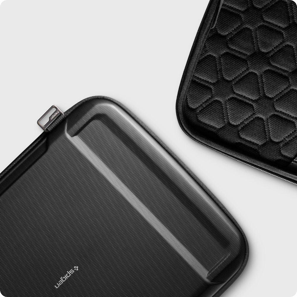 Schutzhülle Spigen Rugged Armor Pro Pouch für Laptop 15" / 16", Schwarz