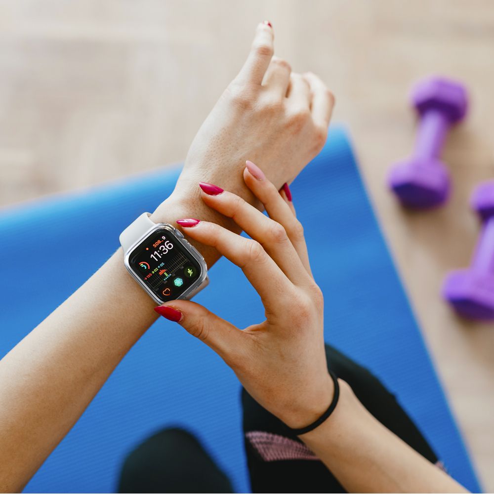 Schutzhülle Spigen Thin Fit für Apple Watch 45 mm, transparent