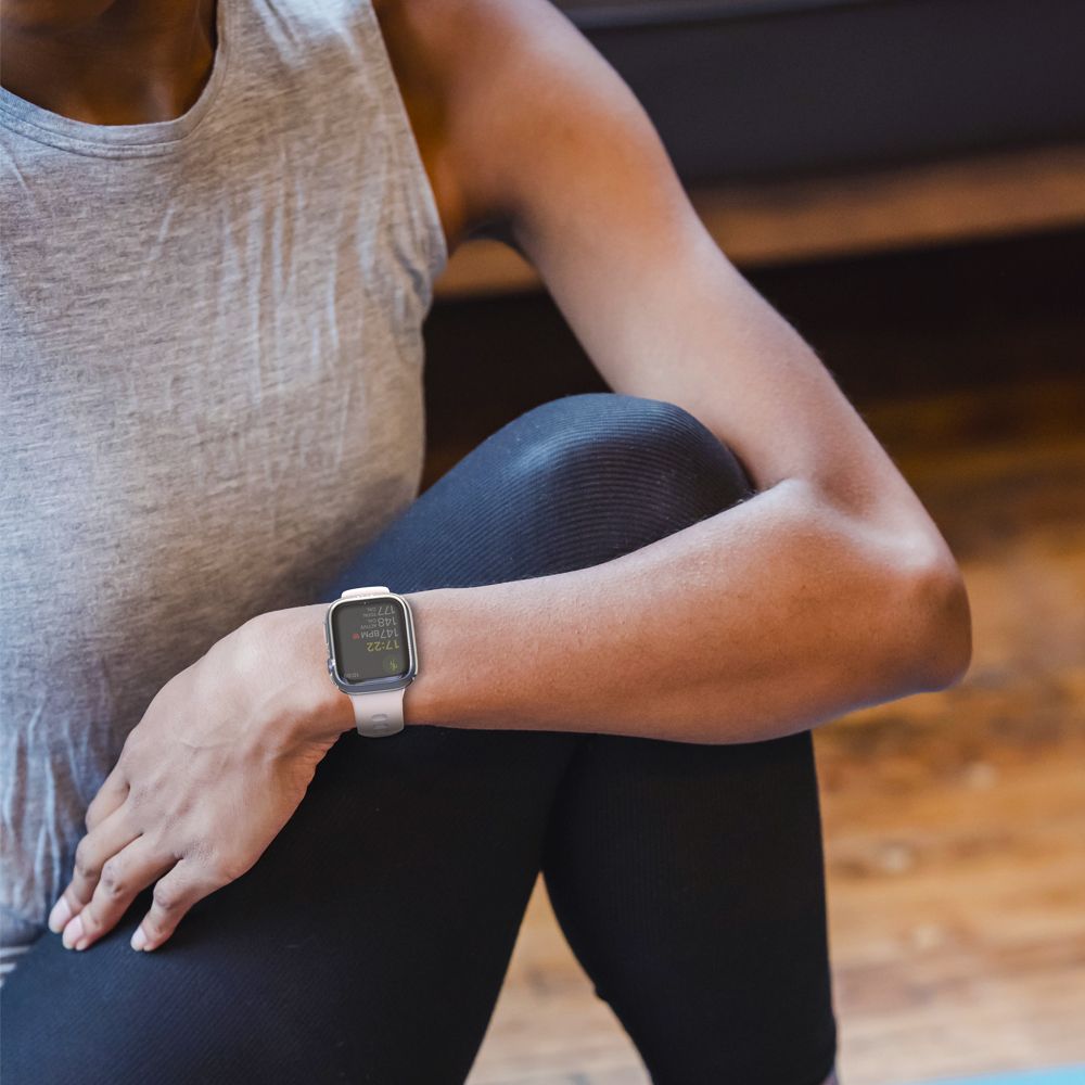 Schutzhülle Spigen Thin Fit für Apple Watch 45 mm, transparent
